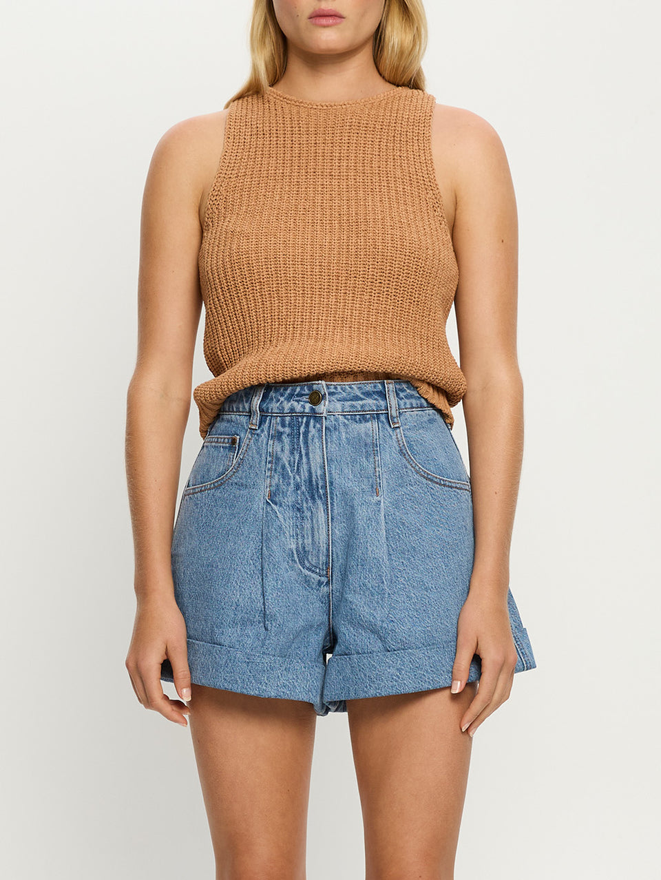 Avery-Denim-Short-StoneWash-05