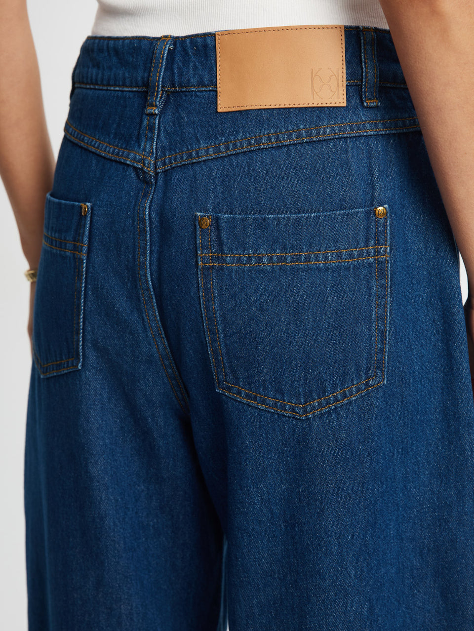 Evita Barrel Jean