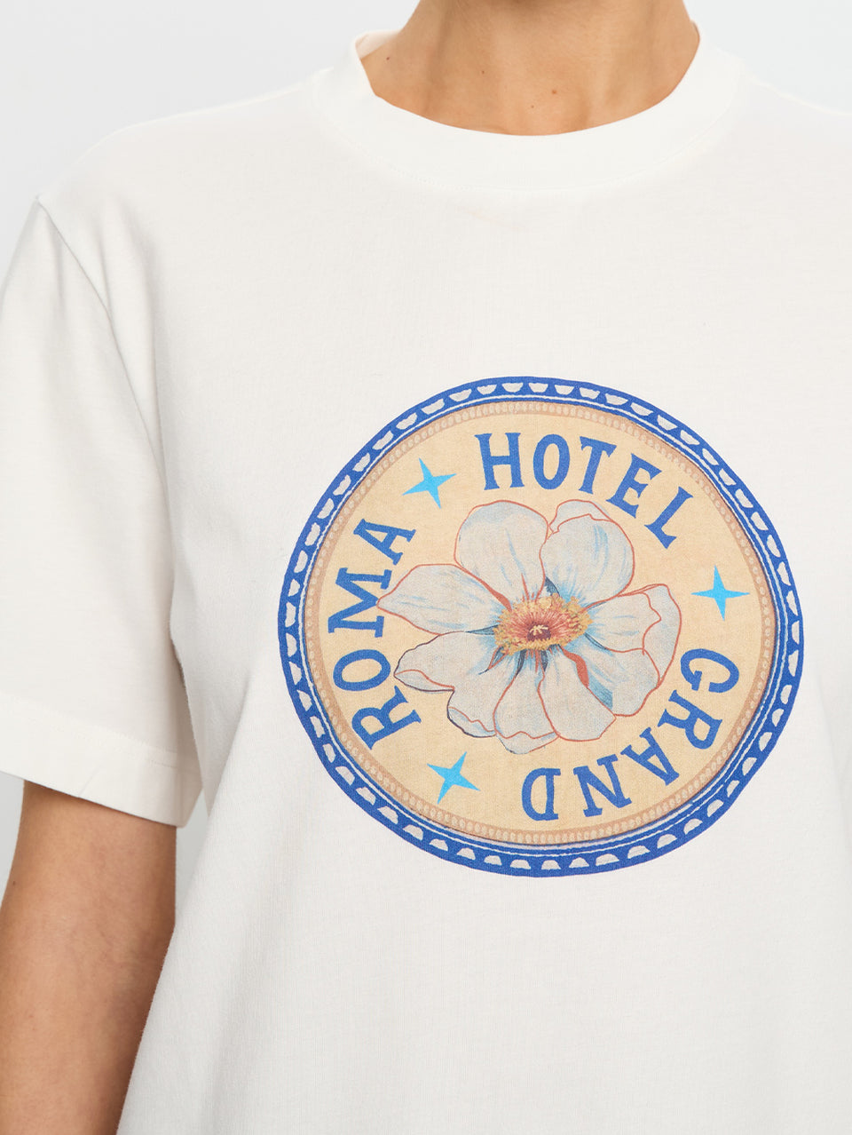 Roma-Tee-04