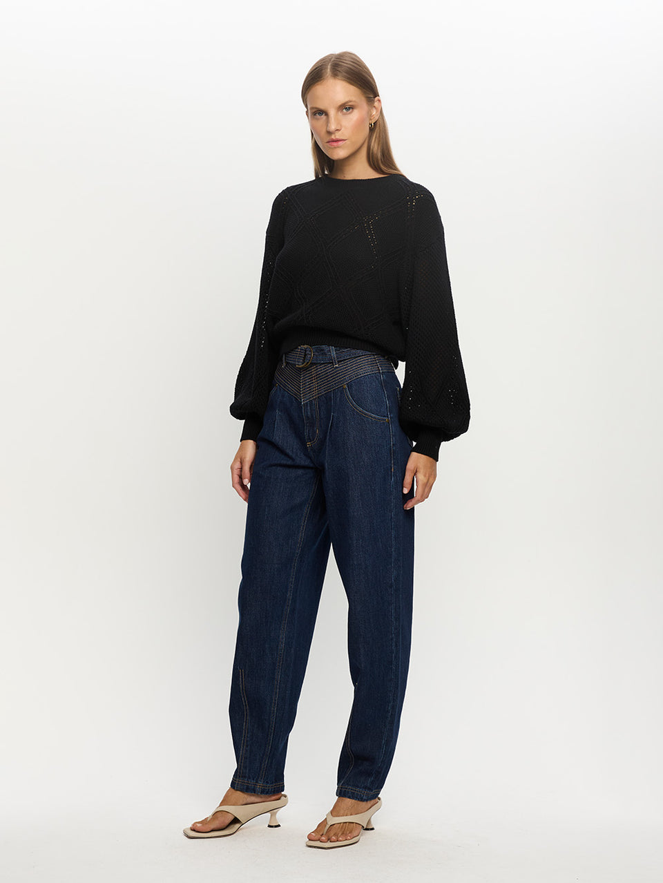 Samara Knit Top Black Side 02