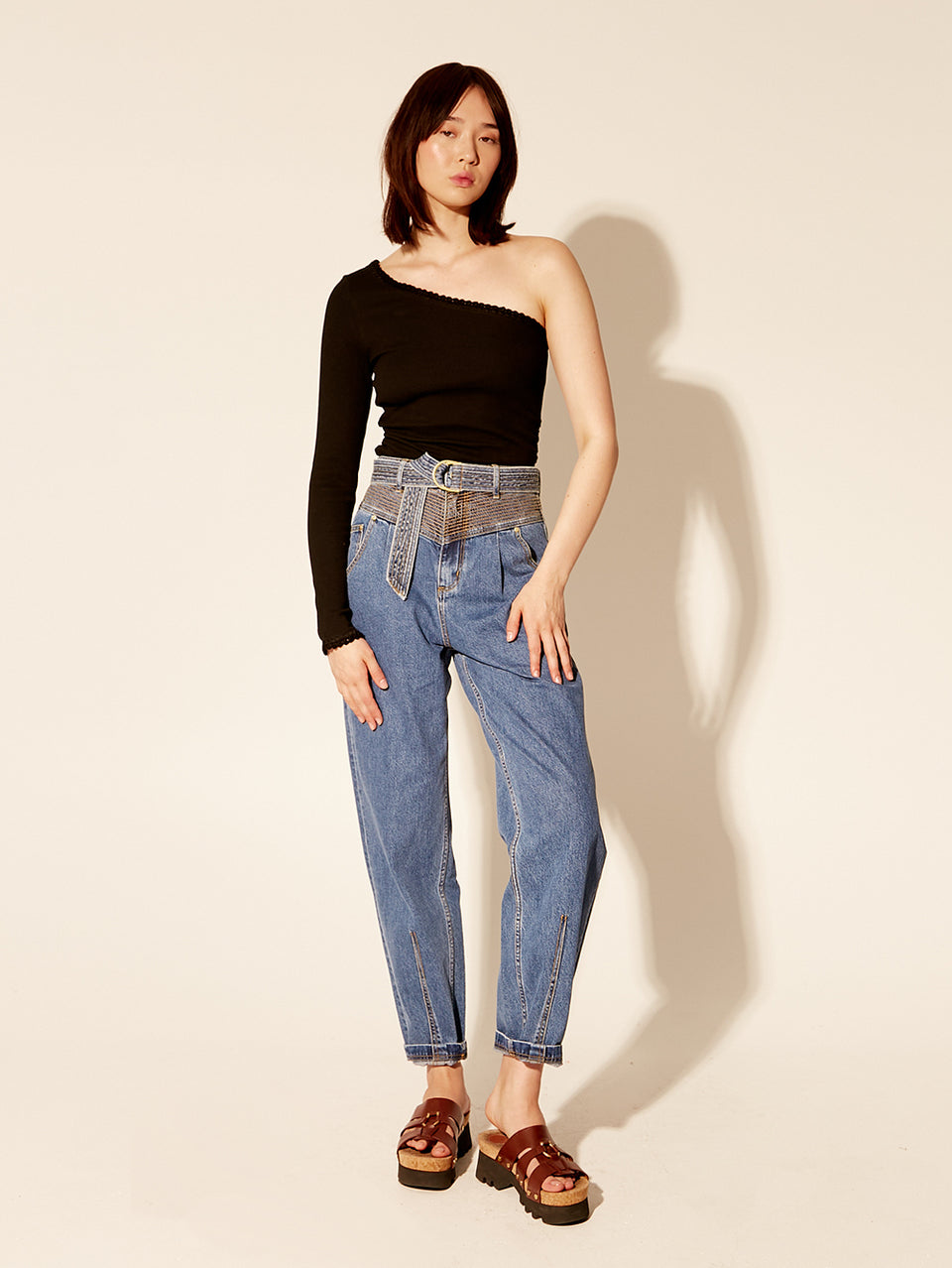 Tallulah One Shoulder Top Black KIVARI | Model wears black one shoulder top