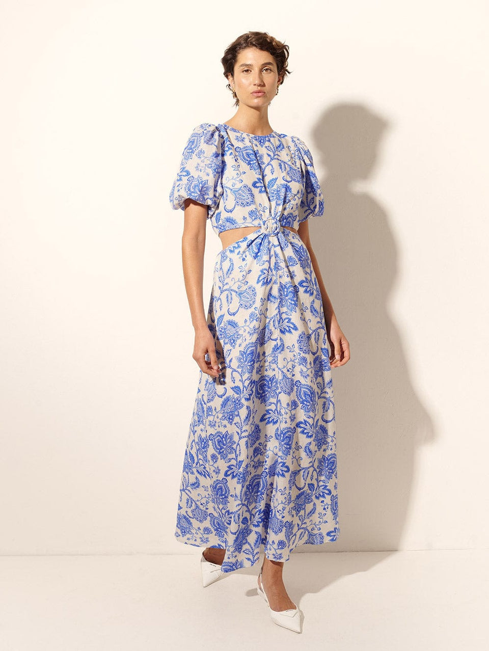 Athena Maxi Dress KIVARI | Model wears blue and white paisley maxi dress