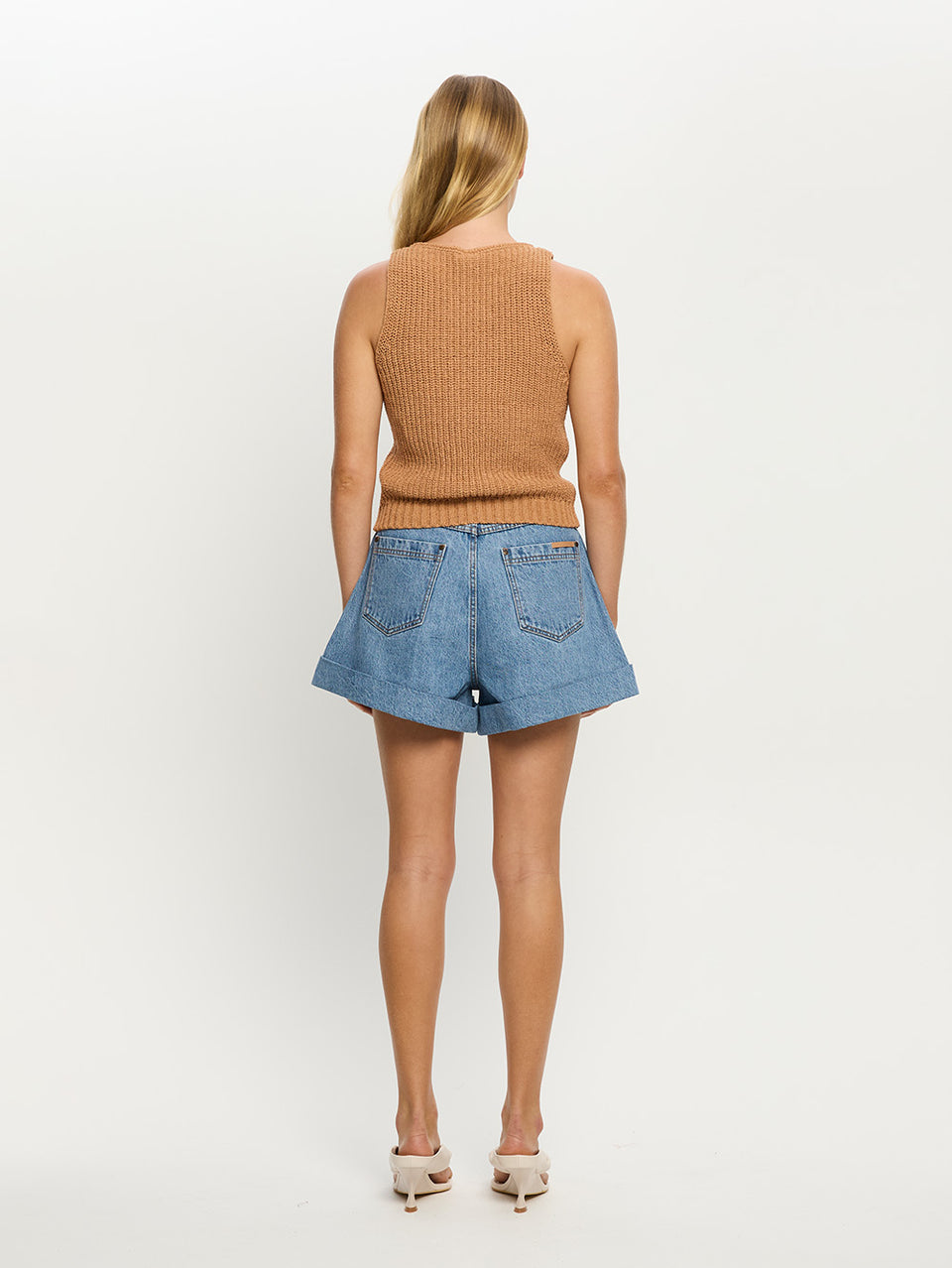 Avery-Denim-Short-StoneWash-03