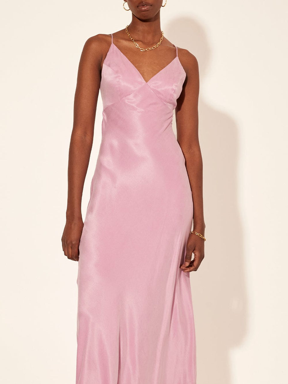 Bianca Slip Dress KIVARI | Model wears lavender slip dress close up