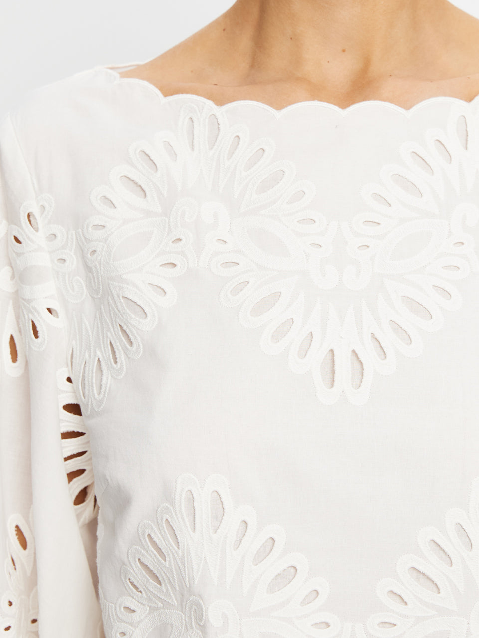 DANIELLE-TOP-IVROY-04