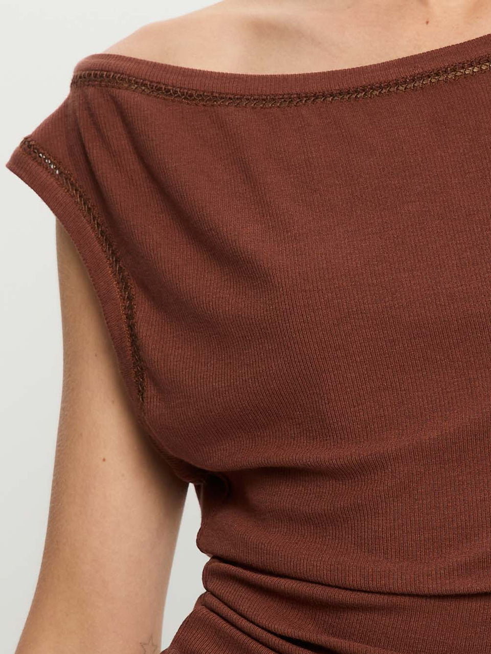 E53MOC-MOCHA-KATIE-TOP-04
