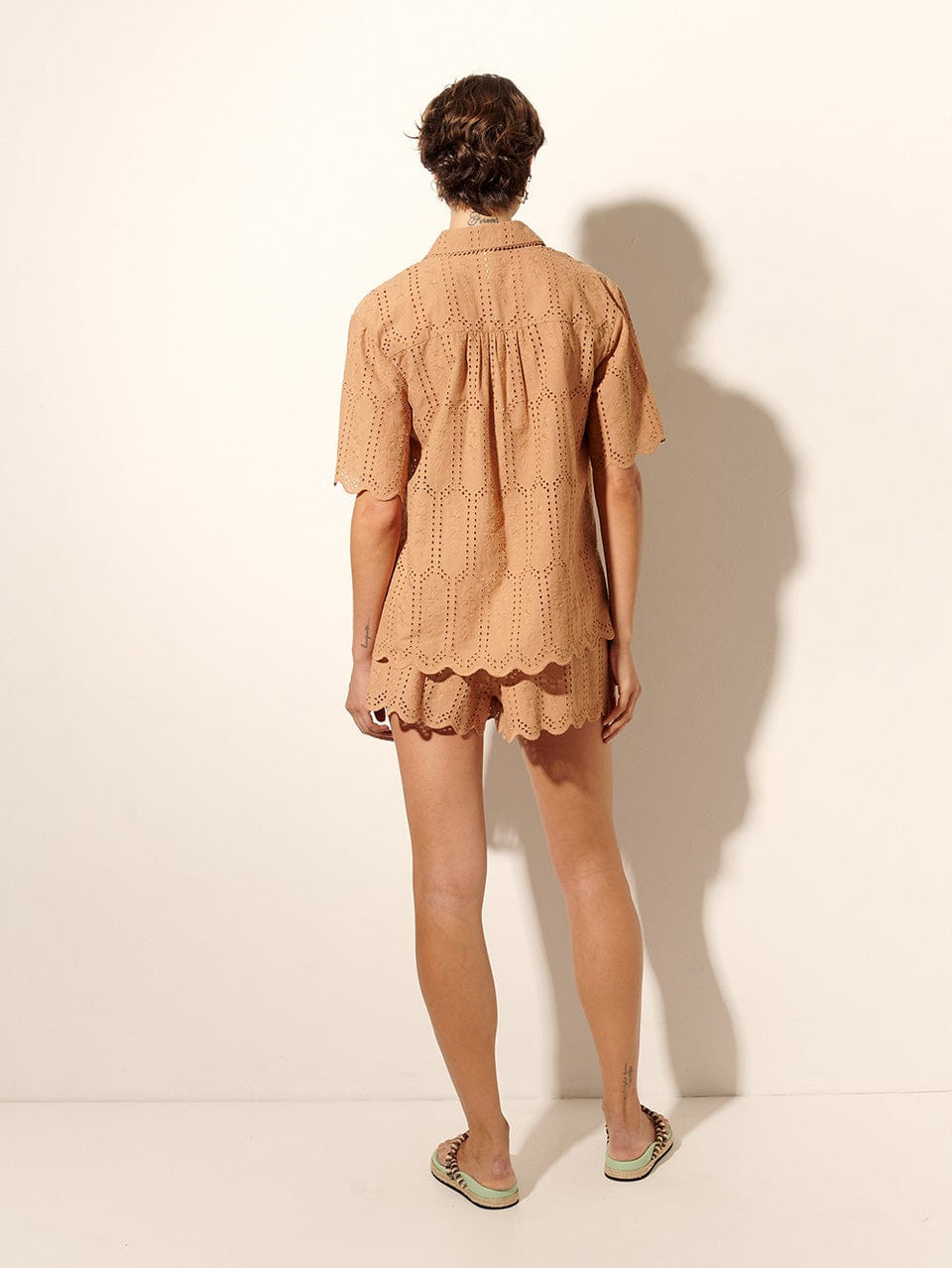 Estelle Short Mocha KIVARI | Model wears brown shorts with lace detail  back view