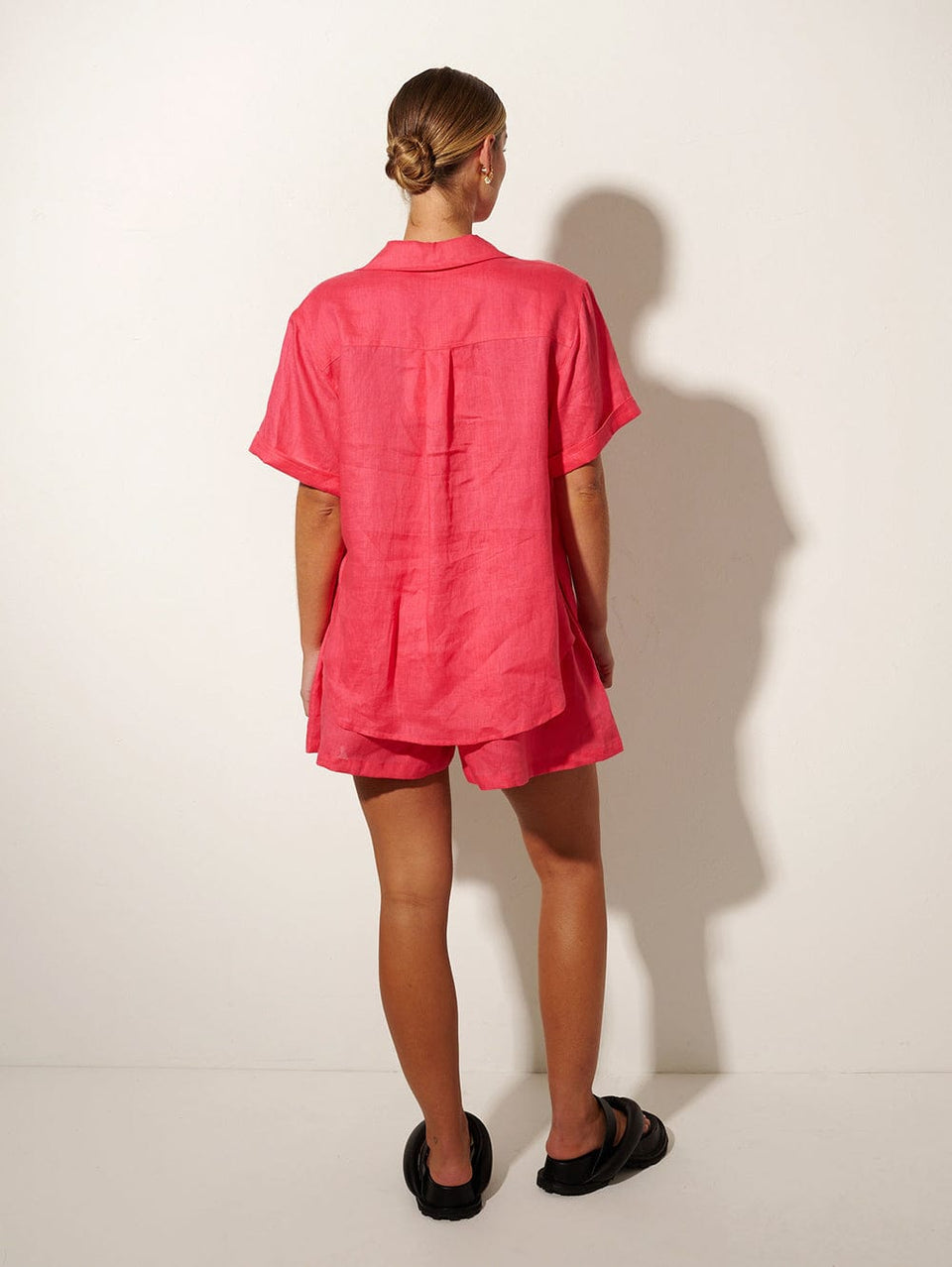KIVARI Eve Shirt | Model wearing Pink Shirt Back View