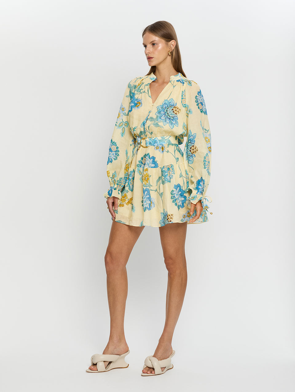 Giselle Blouson Mini Dress KIVARI | Model wears yellow and blue floral mini dress