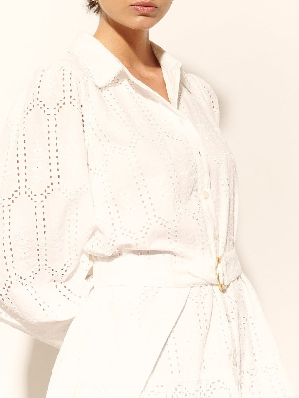 Haven Mini Dress KIVARI | Model wears white mini shirt dress close up
