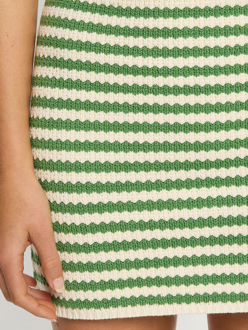 K272STR-STRIPE-CORRINE-KNIT-MINI-SKIRT-04