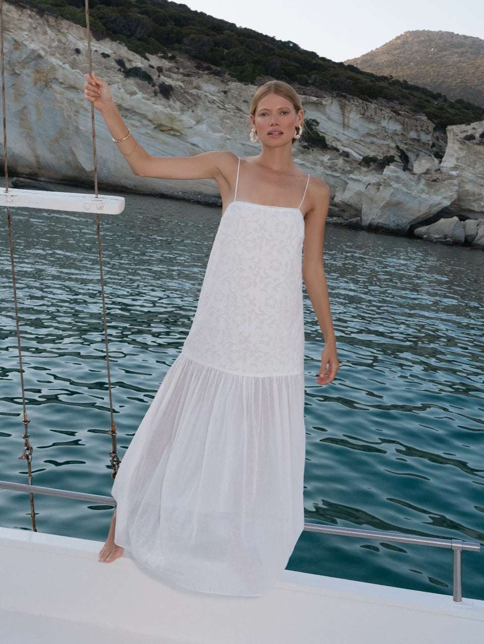 Ottavia Maxi Dress | Flowy Maxi Dress With Embroidery | KIVARI KIVARI International Ottavia Maxi Dress | Flowy Maxi Dress With Embroidery | KIVARI KIVARI International