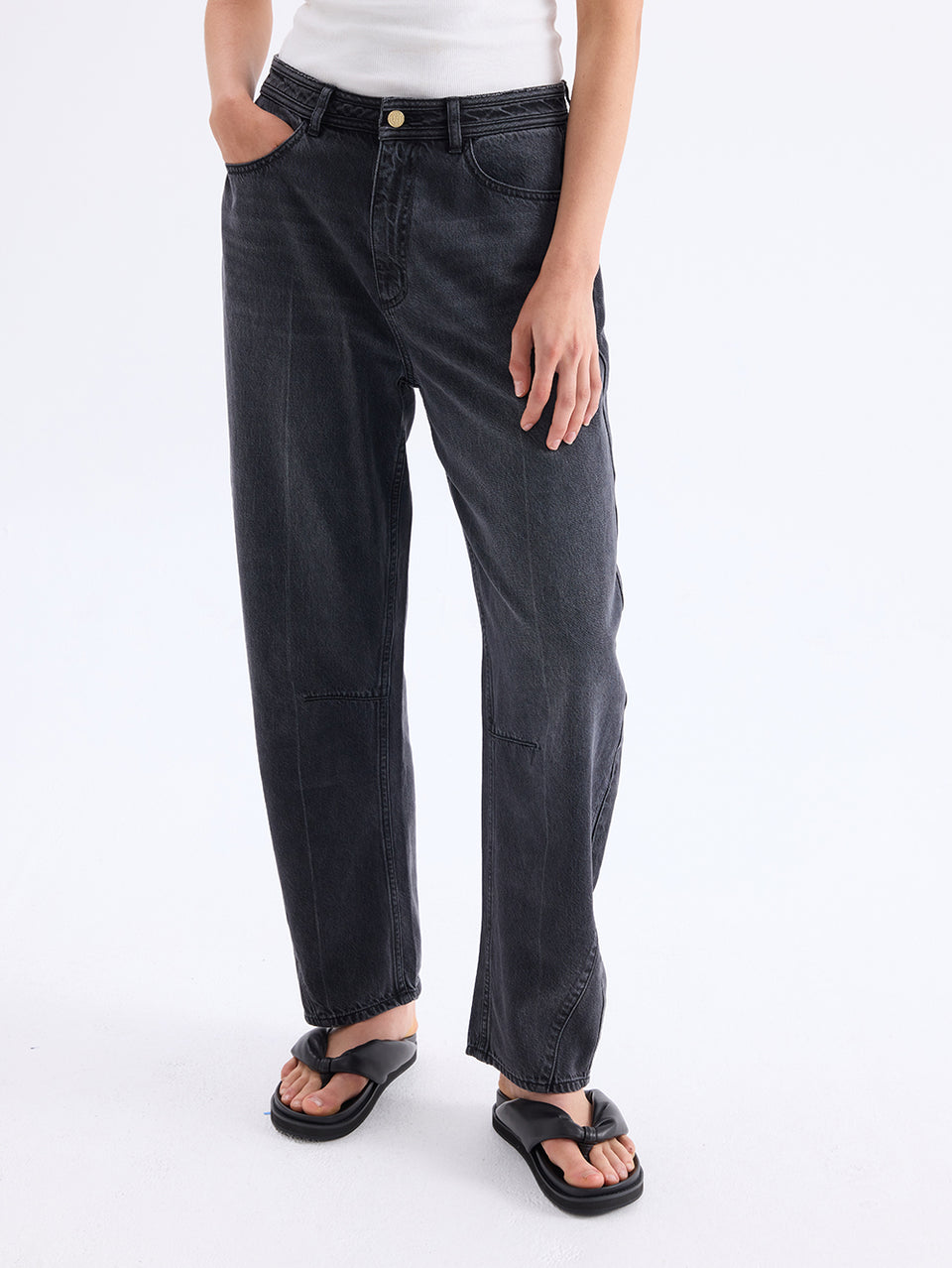 Dylan Barrel Jean