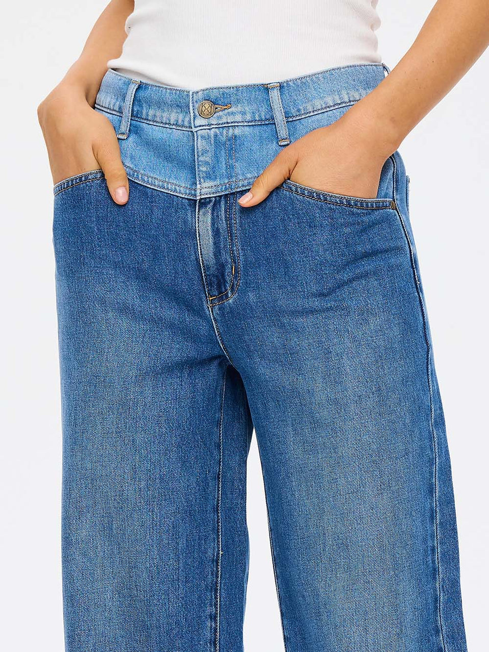 M232TWO_Coralie Jean_Coast Blue_4