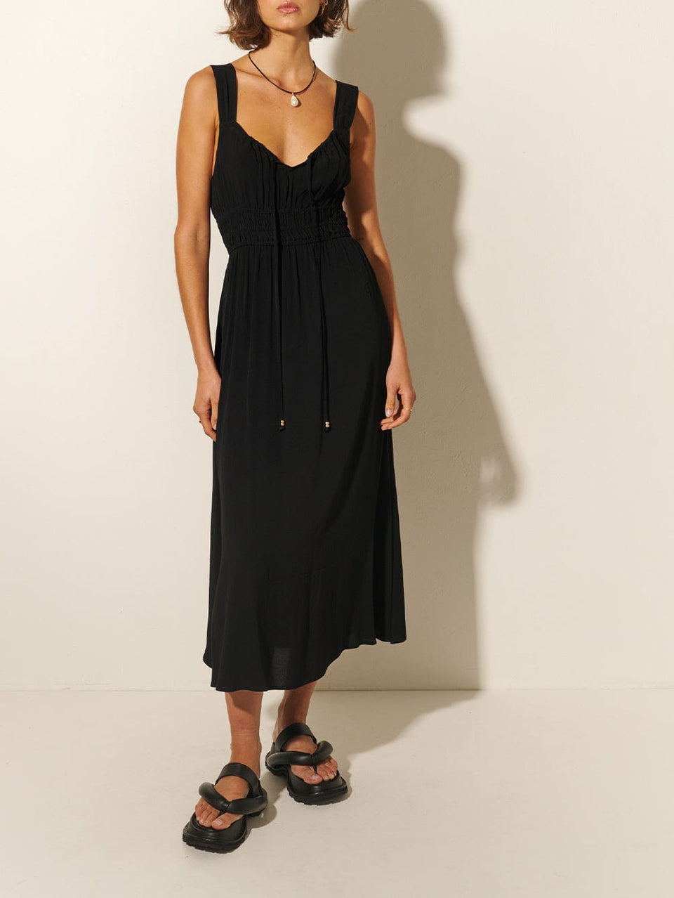 Maria Strappy Midi Dress KIVARI | Model wears black midi dress