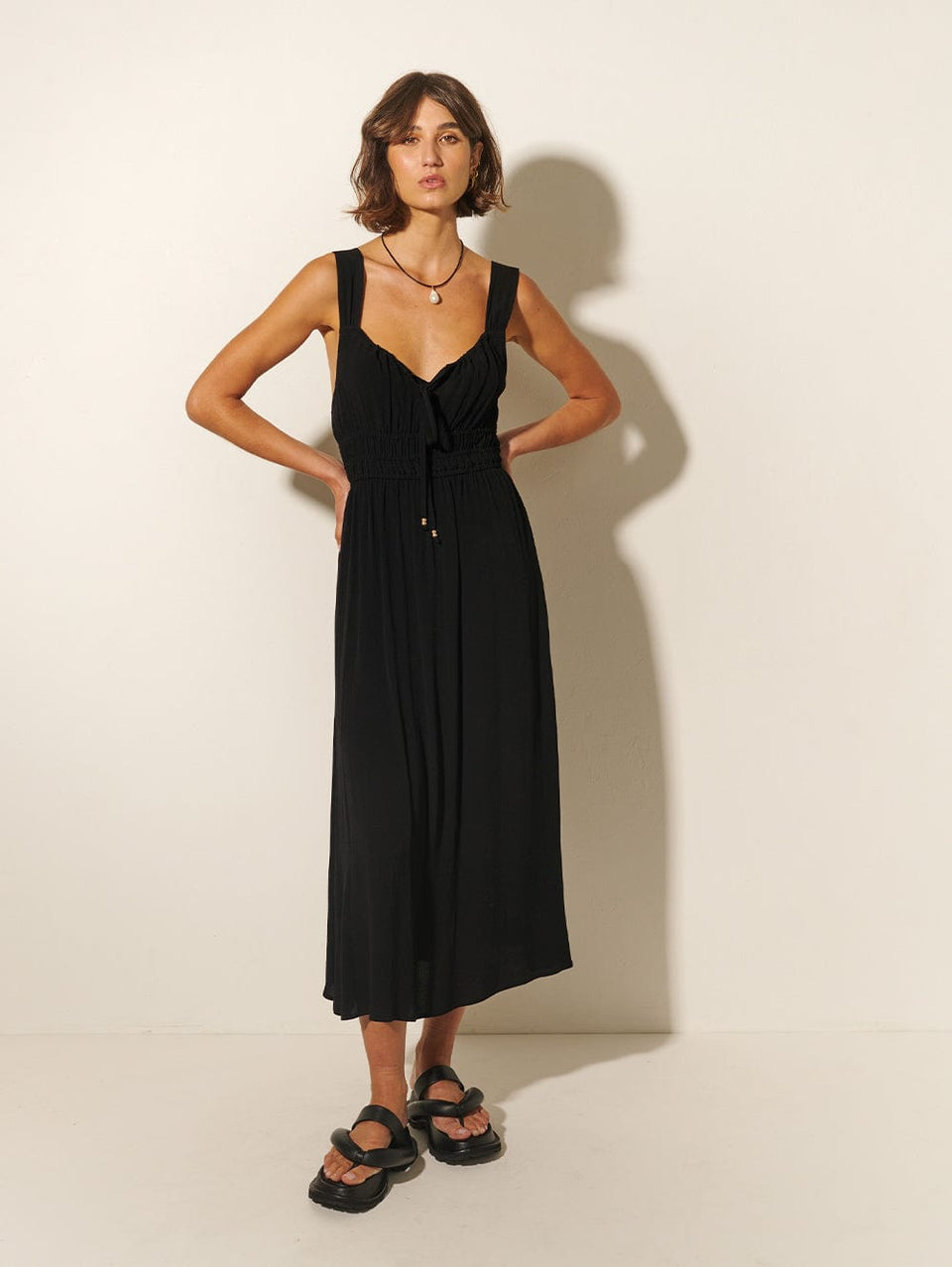Maria Strappy Midi Dress KIVARI | Model wears black midi dress