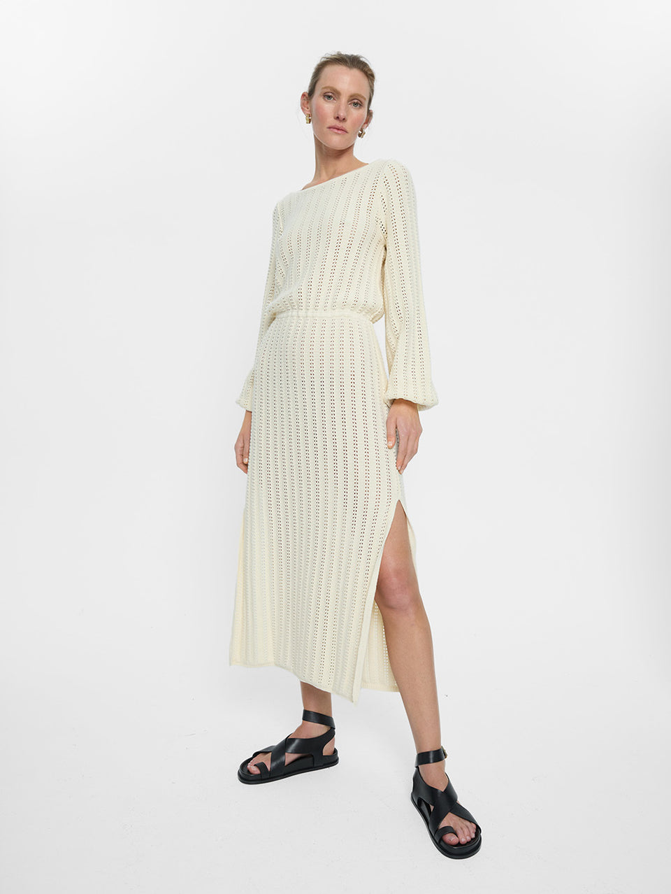 Noa Knit Dress Cream KIVARI | Model wears cream knit dress