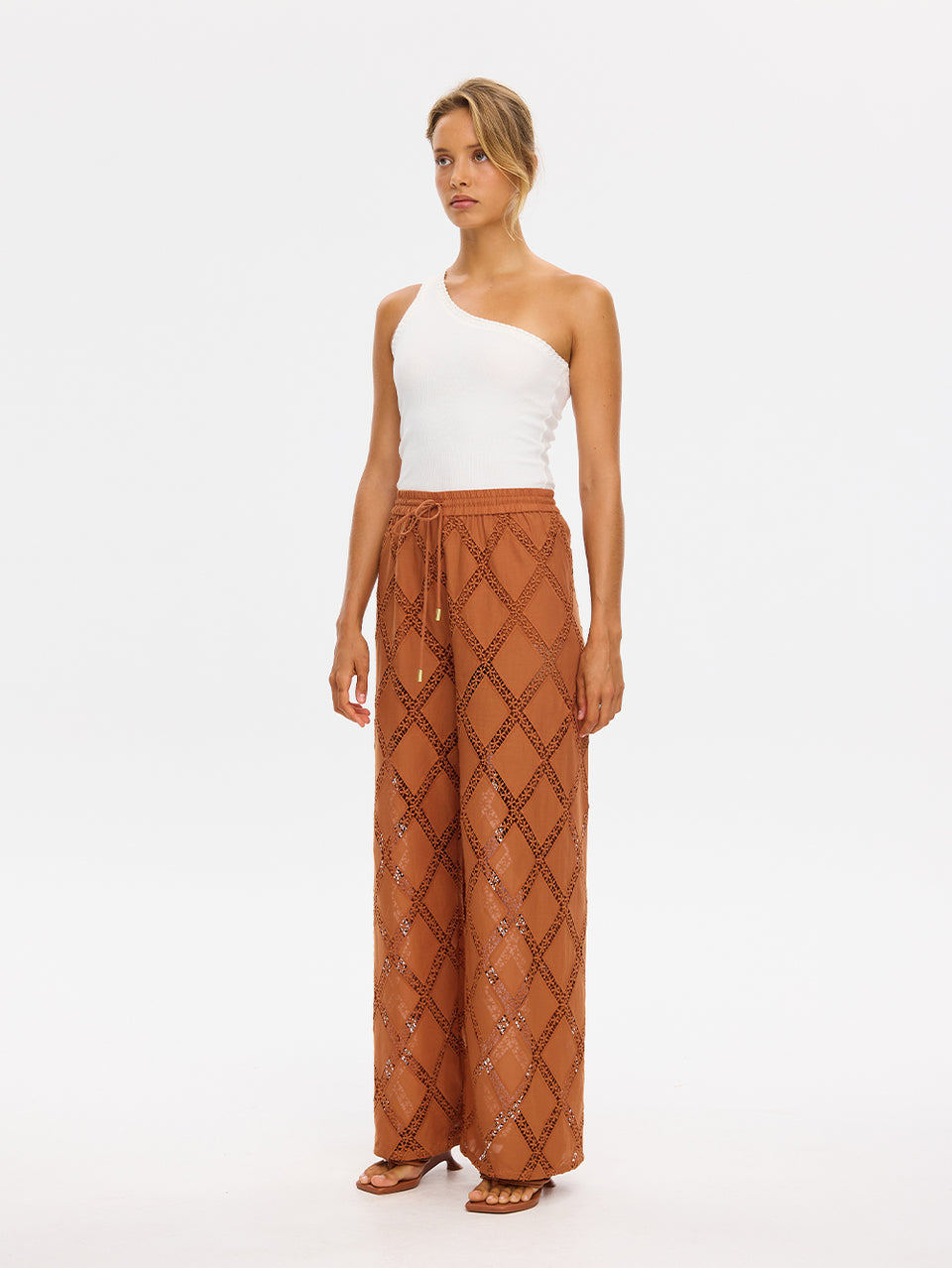 P25TAN-Izzy-Pant-Tan-02