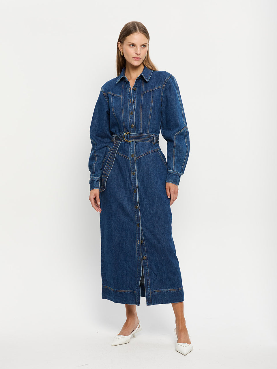 Bonny Midi Dress KIVARI | Model wears navy denim midi dress