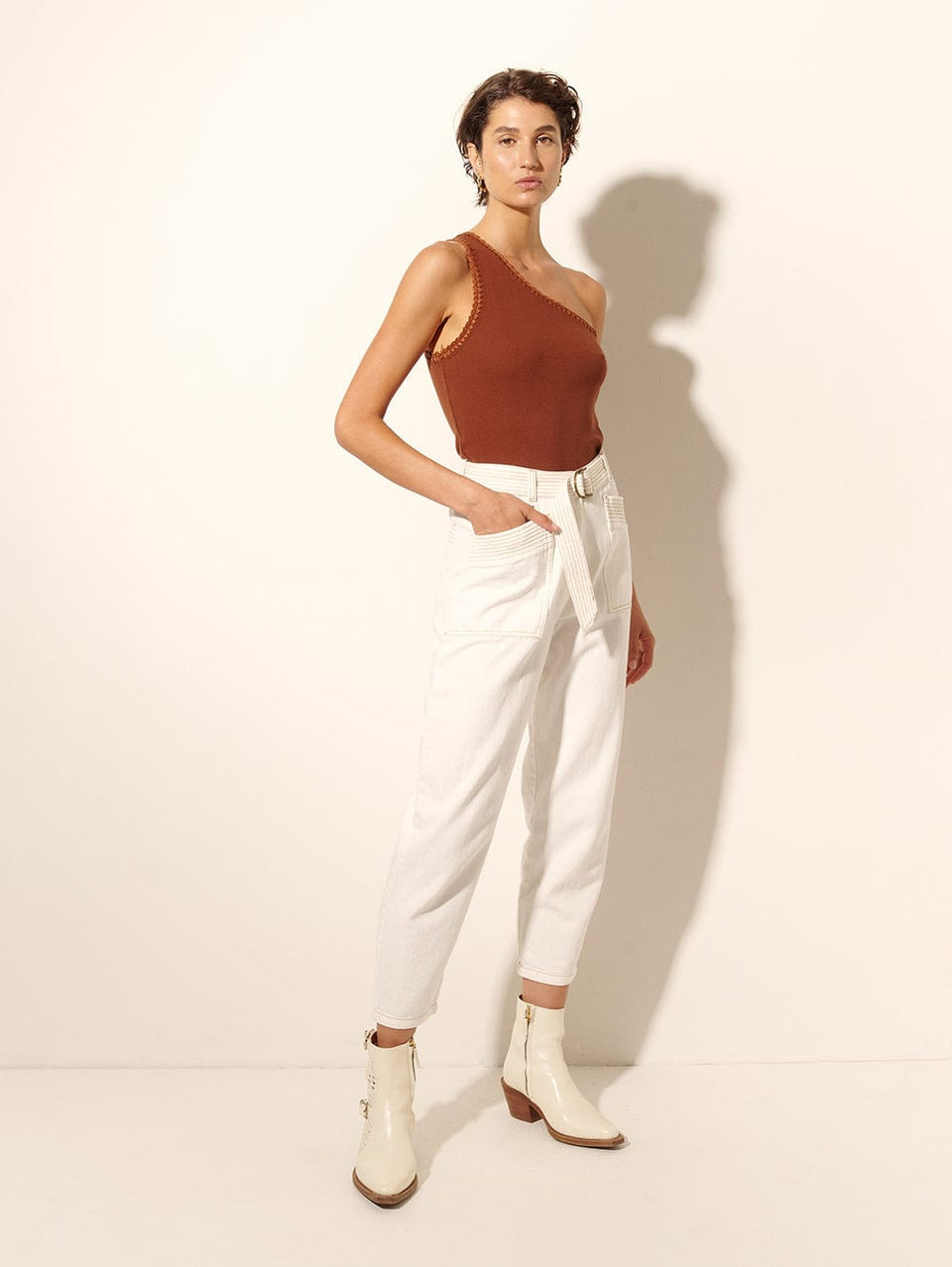 Stevie Denim Jean Cream KIVARI | Model wears cream denim jean side view