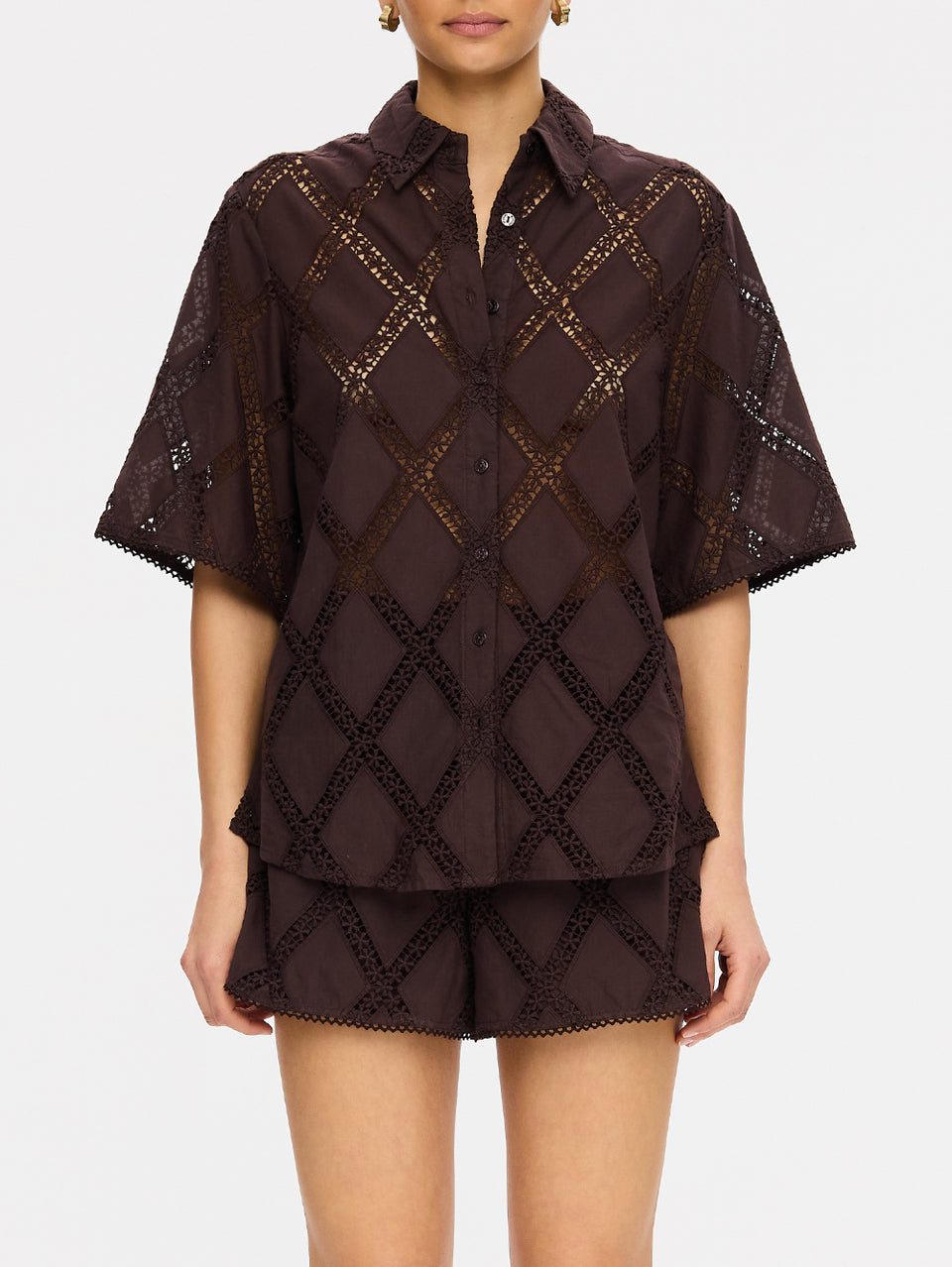 T161CHO-Izzy-Shirt-Chocolate-07