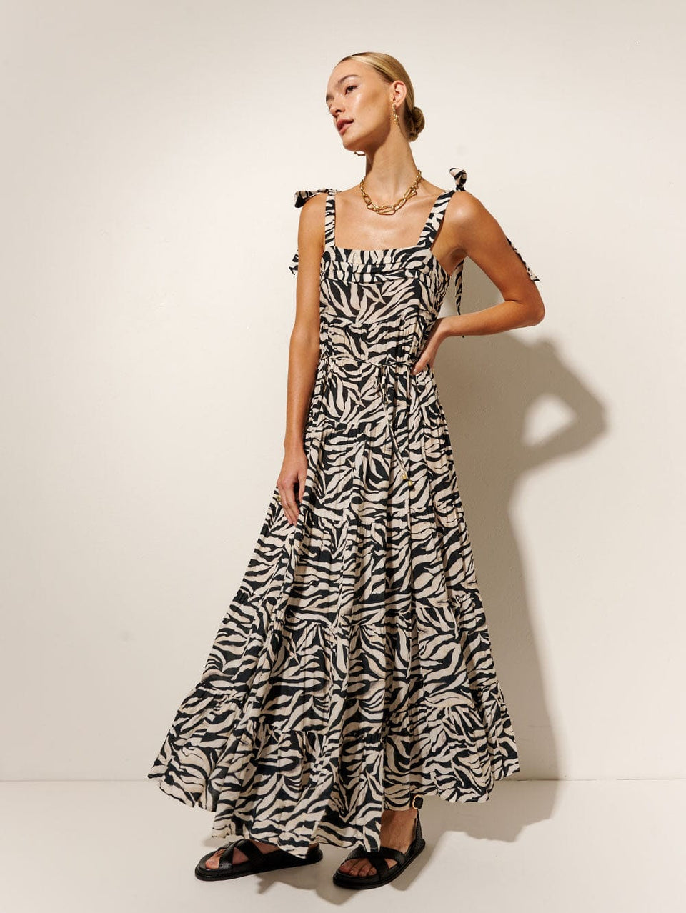 Zenya Maxi Dress KIVARI | Model wears Zebra printed maxi dress
