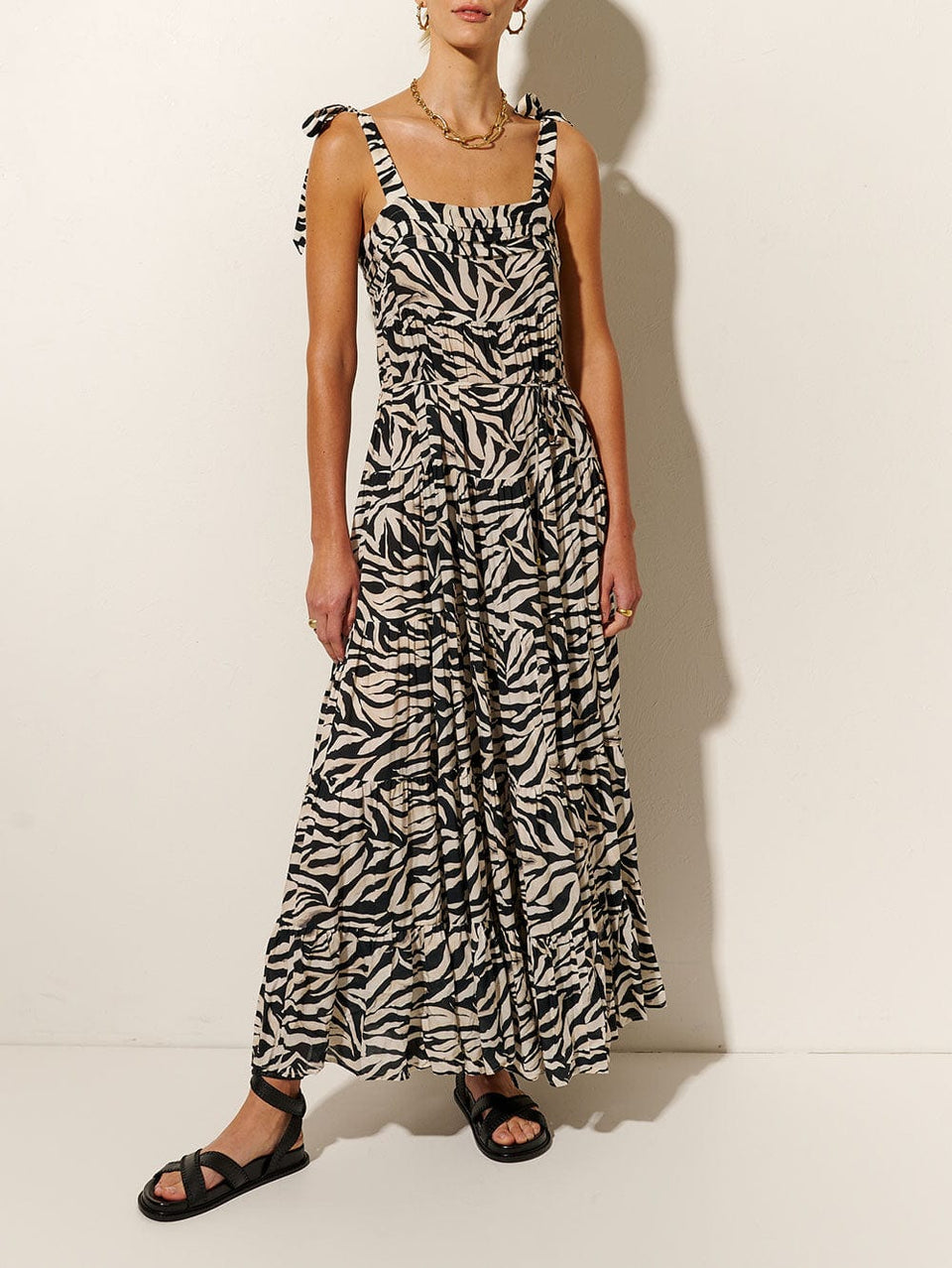 Zenya Maxi Dress KIVARI | Model wears Zebra printed maxi dress
